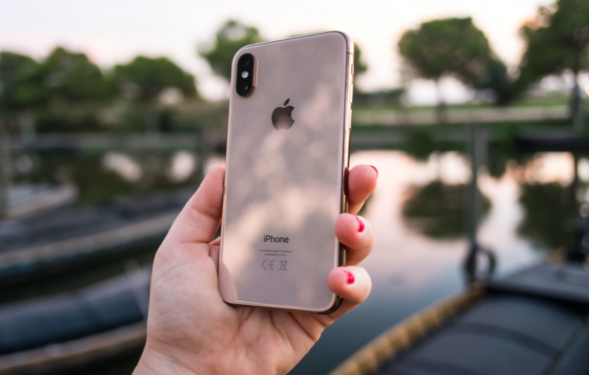 Por qué los iPhone y otros productos de Apple son vulnerables al helio