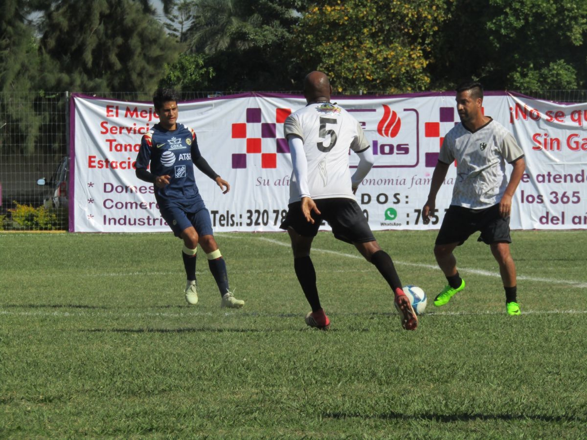 Gas Morelos se luce y vence a Leyendas del Futbol Mexicano