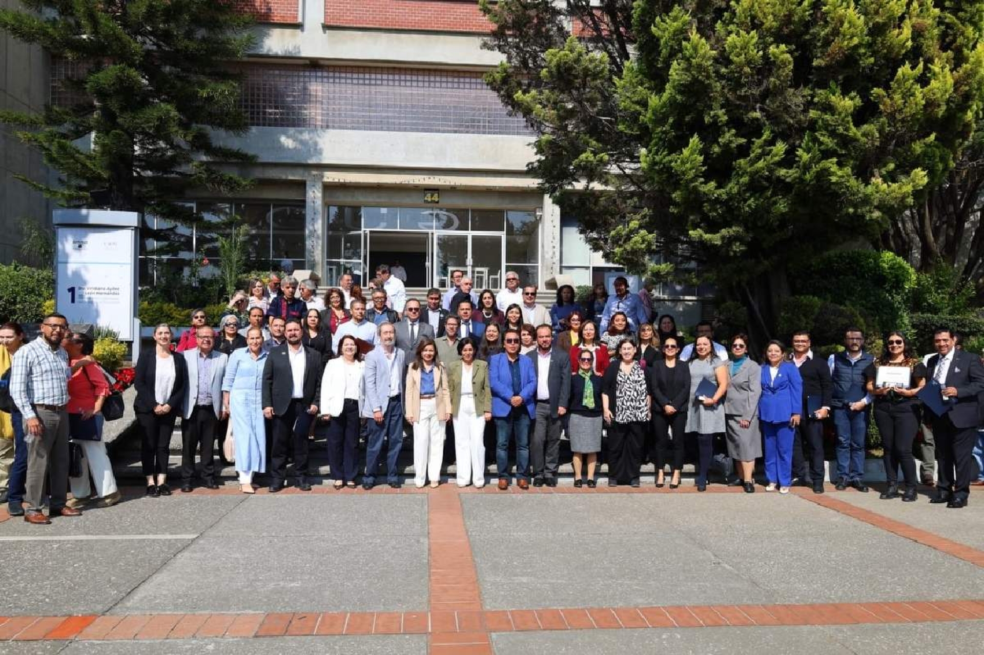 Entregó UAEM reconocimientos a Mérito Académico e Investigación 2025