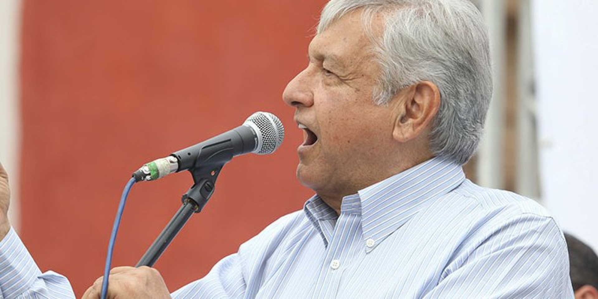 Deben abuchear a Meade y Anaya por 'gasolinazo', dice AMLO