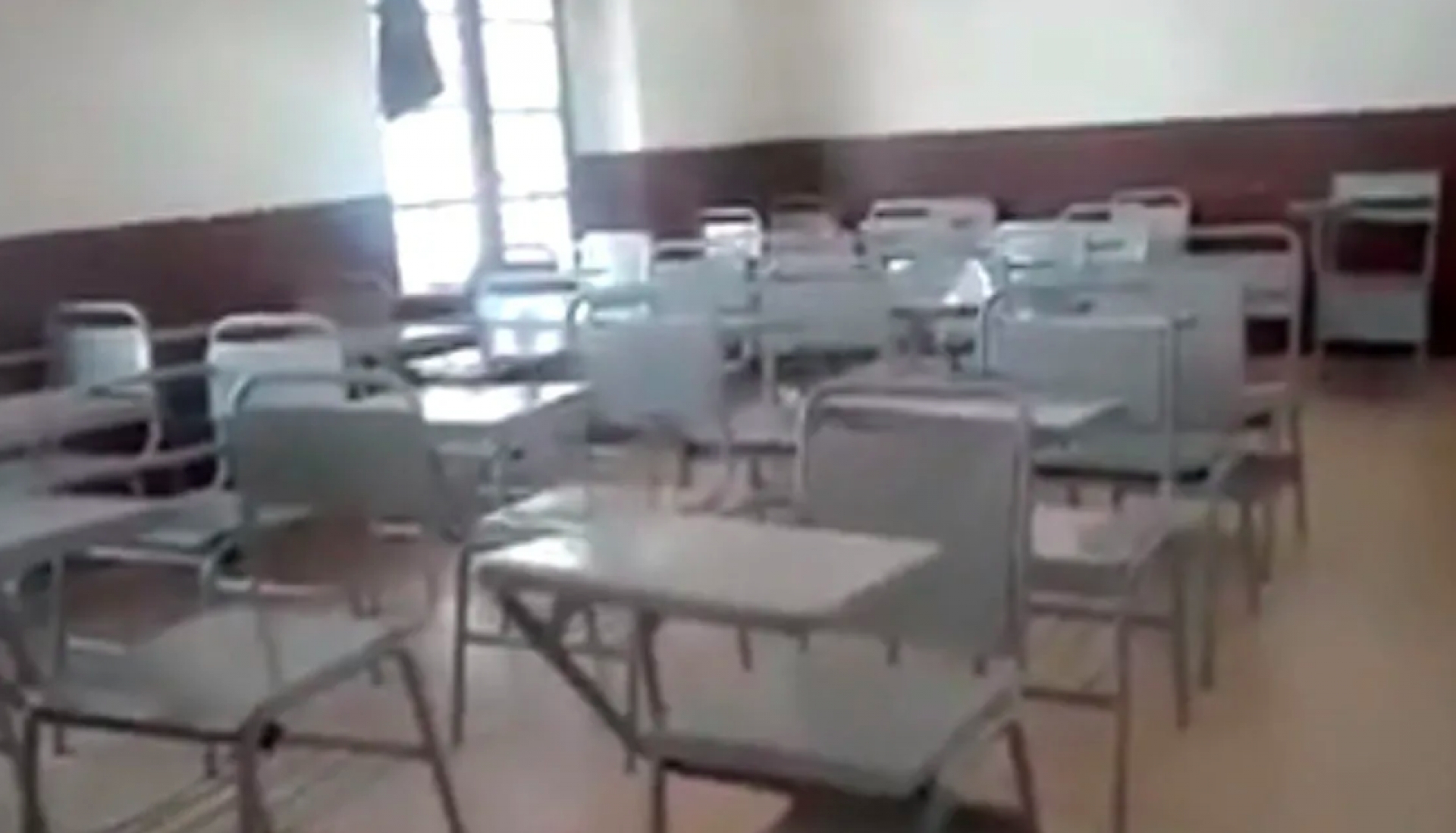 VIDEO: En León profesor captó extraño fenómeno paranormal en su salón