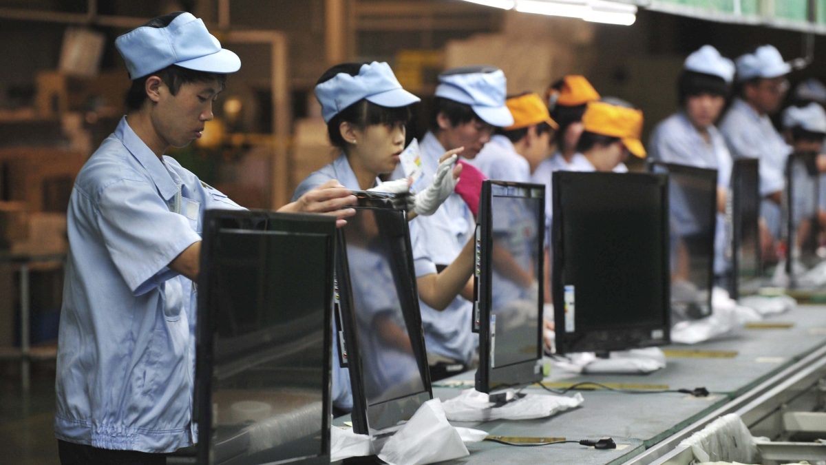 China mejora prestaciones laborales para estimular la natalidad