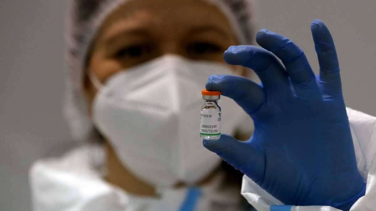 Indonesia da luz verde a una tercera dosis de la vacuna COVID