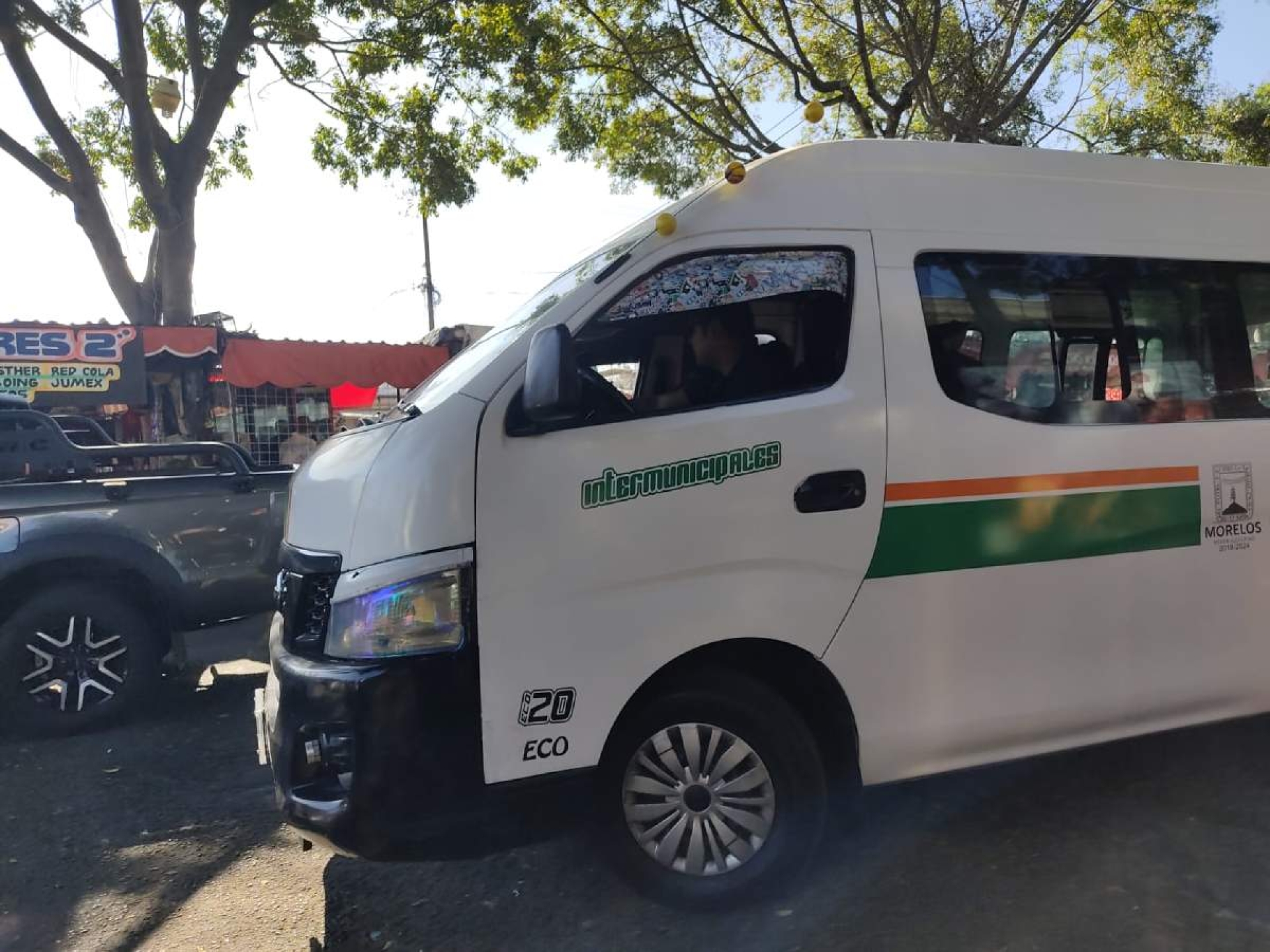 Le va mejor en el transporte que en la contaduría