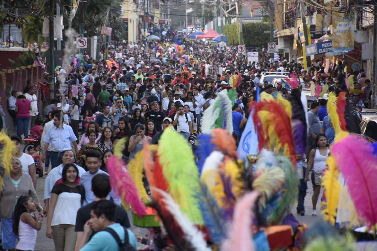 Analiza Tlayacapan el destino de su carnaval