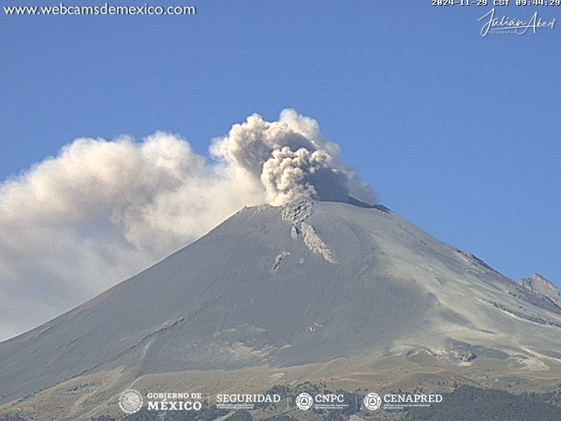 Registra 31 exhalaciones volcán Popocatépetl; Cenacom reportó ligera caída de ceniza en Hueyapan