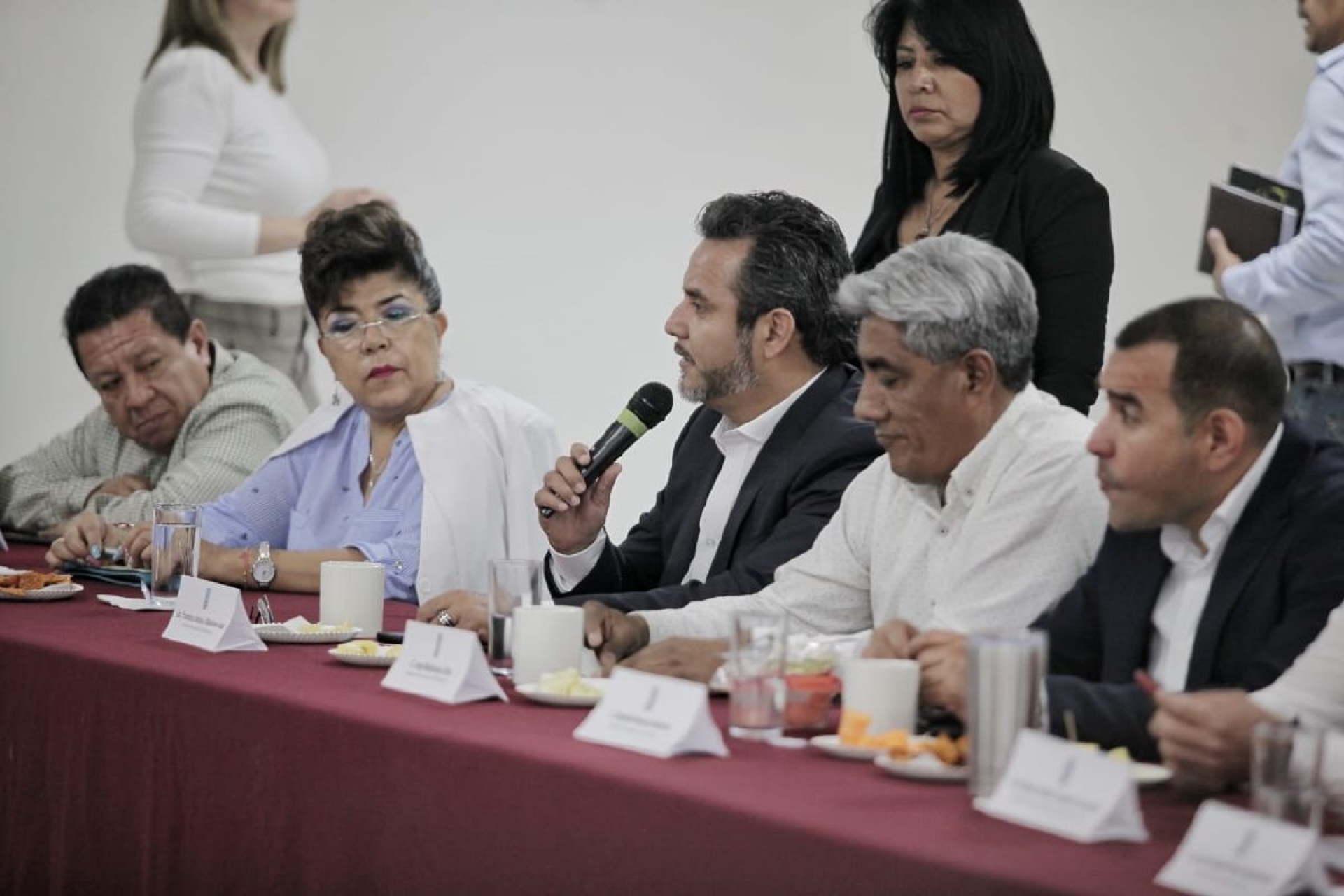 Diálogo con el legislativo