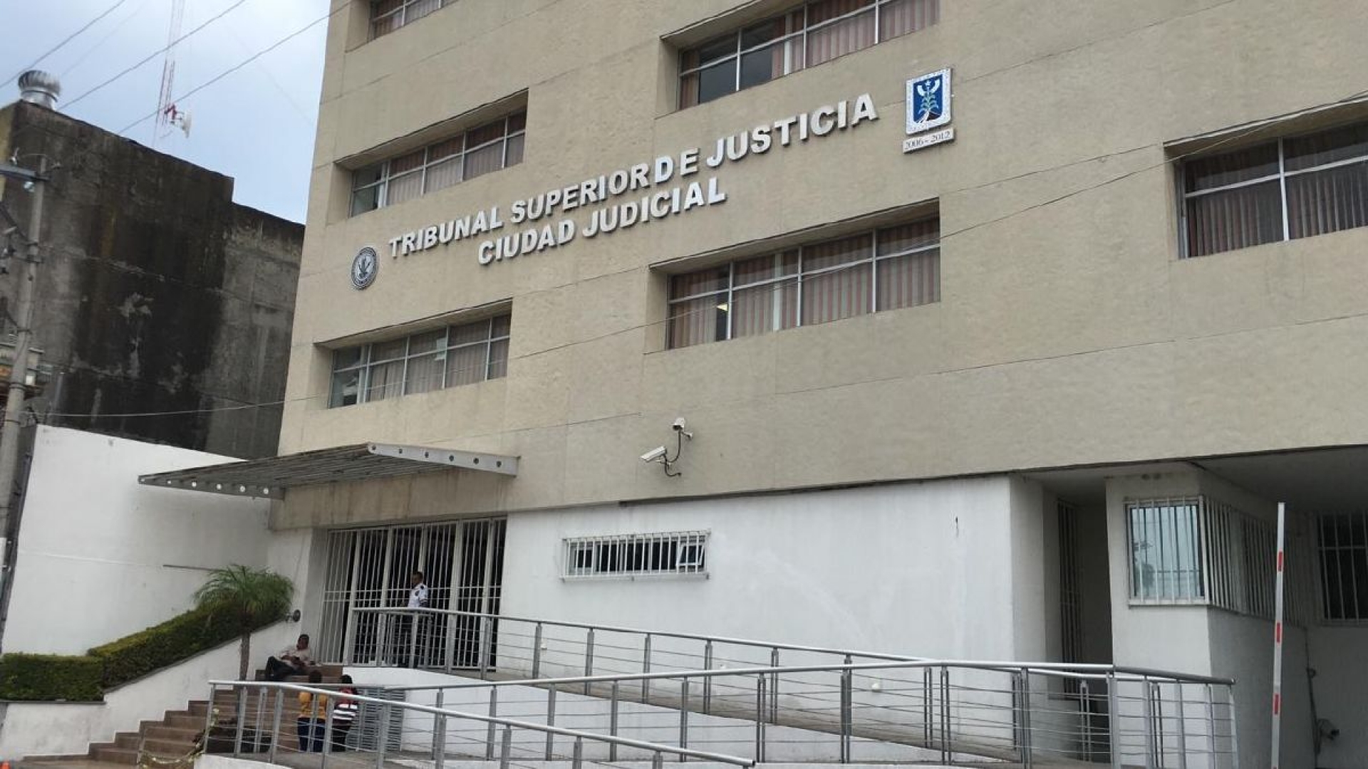 Malestar entre abogados por incumplimiento del TSJ