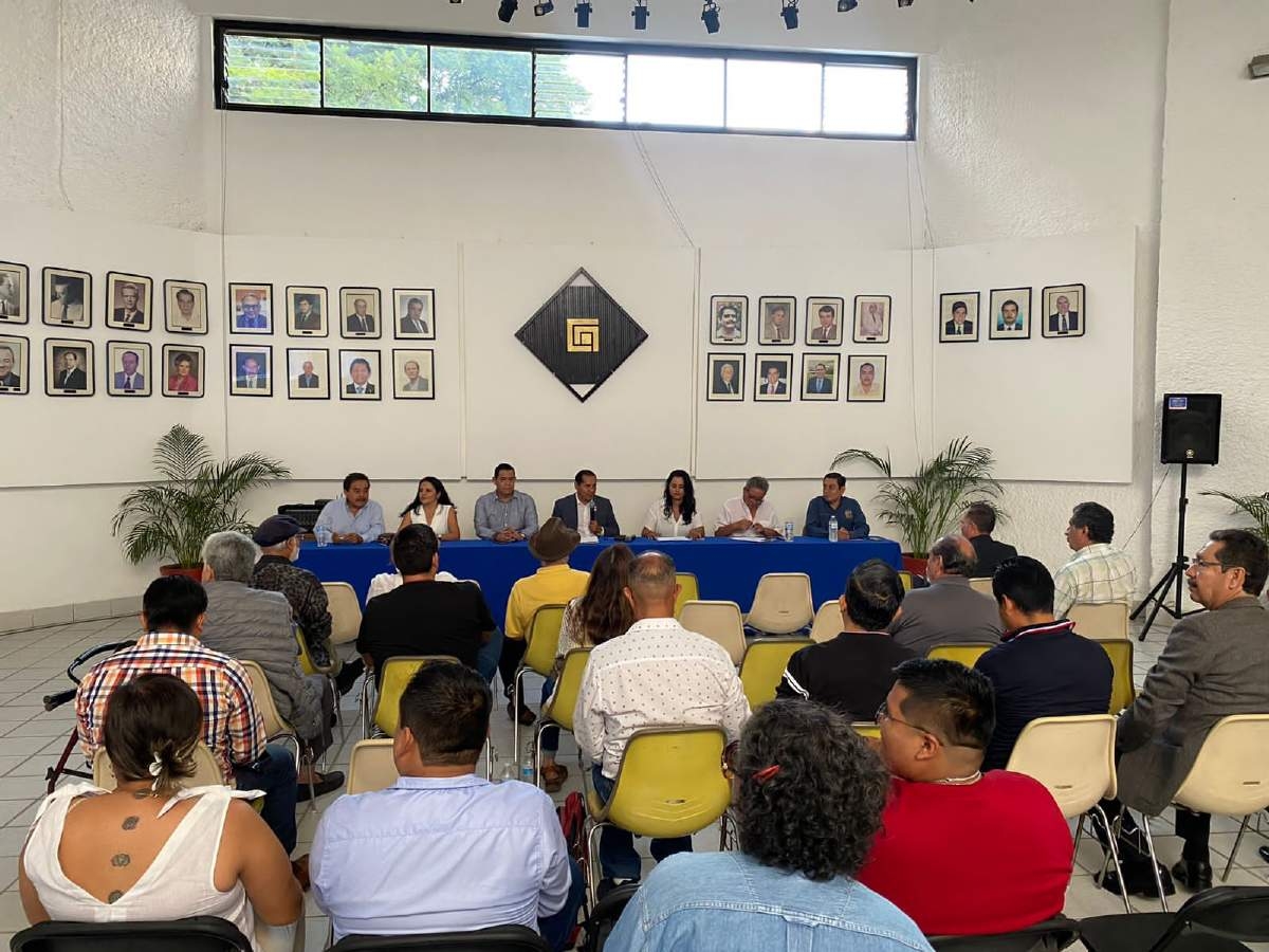 Juan Ángel Flores Bustamante convoca a las grandes obras para Morelos