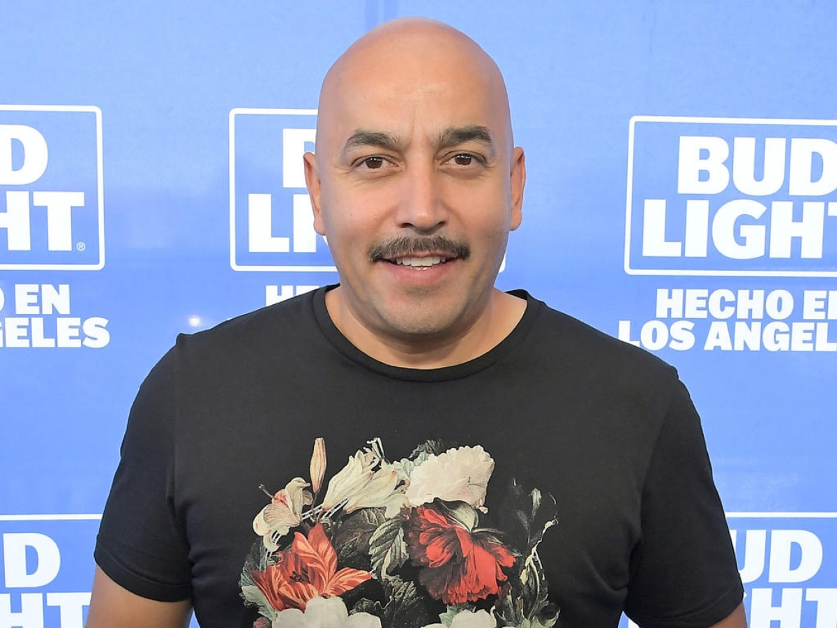 Lupillo Rivera revela si firmó contrato de confidencialidad con Belinda durante su noviazgo
