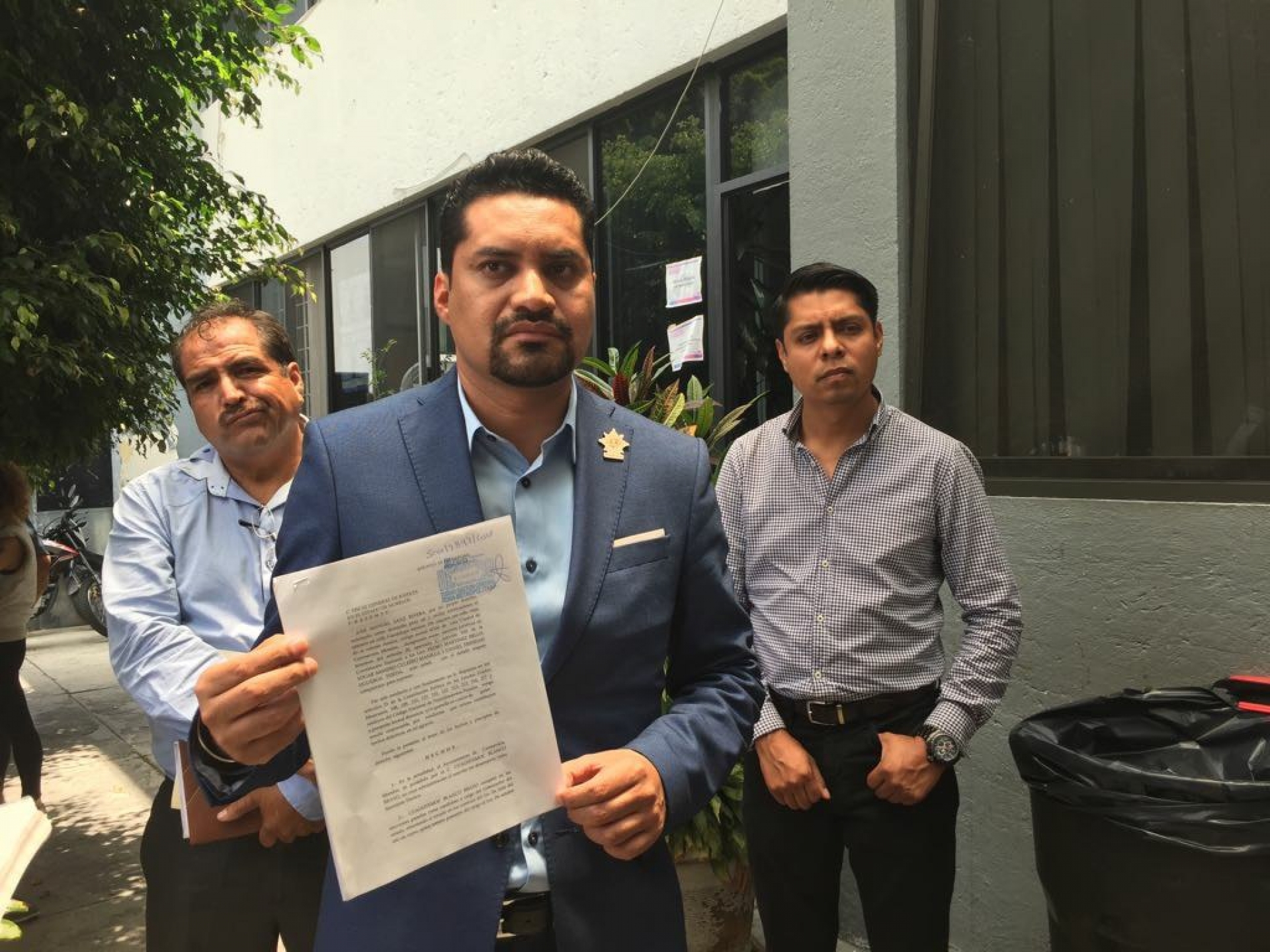 Inician denuncia abogados de Sanz Rivera