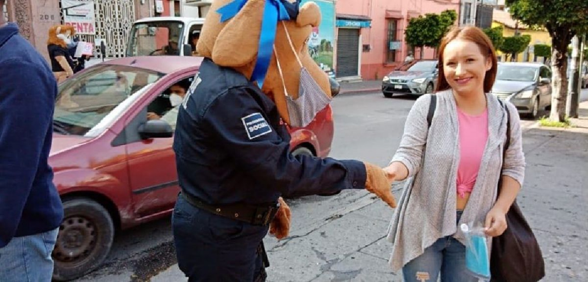 Se suma ciudadanía a campaña “Transita por la derecha”