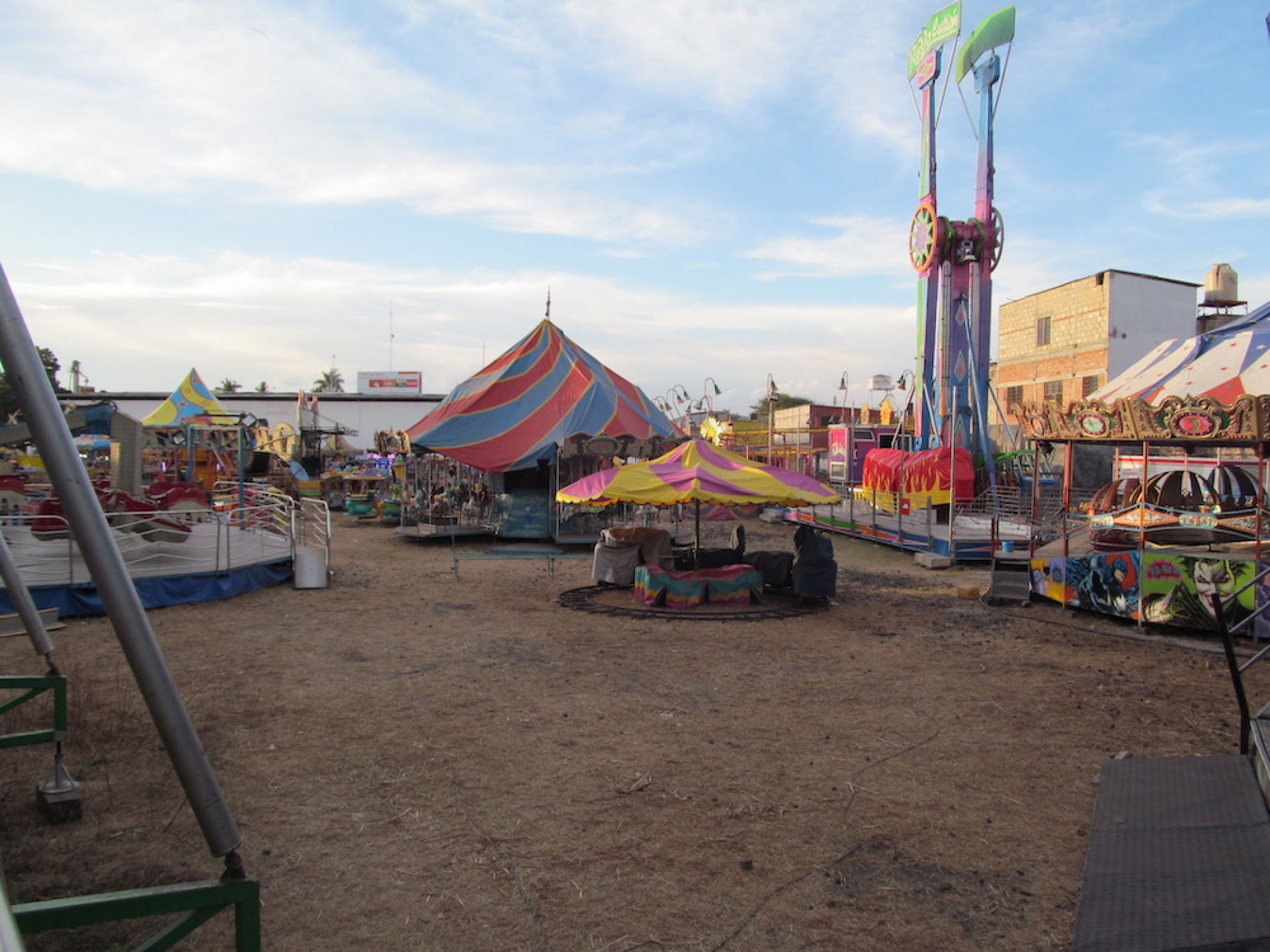 Retiran juego mecánico de la feria de Jojutla por falla