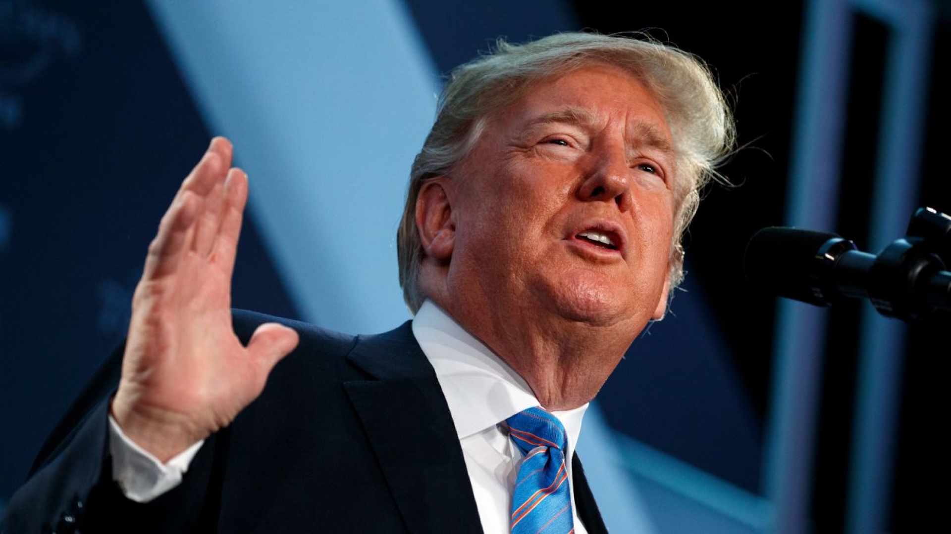 Sólo hay dos opciones: separación de familias o frontera abierta, dice Trump