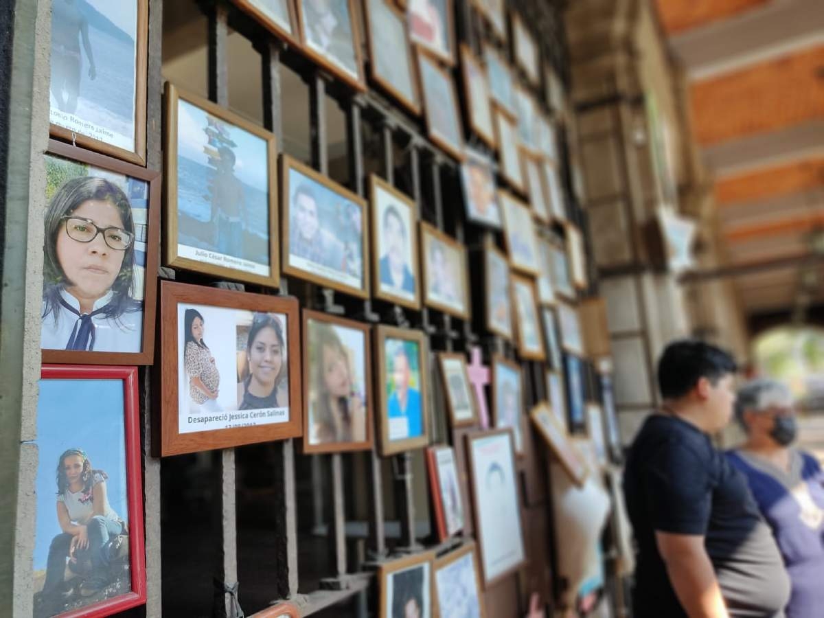 Hijo de Ana Luisa Garduño realiza homenaje a su madre