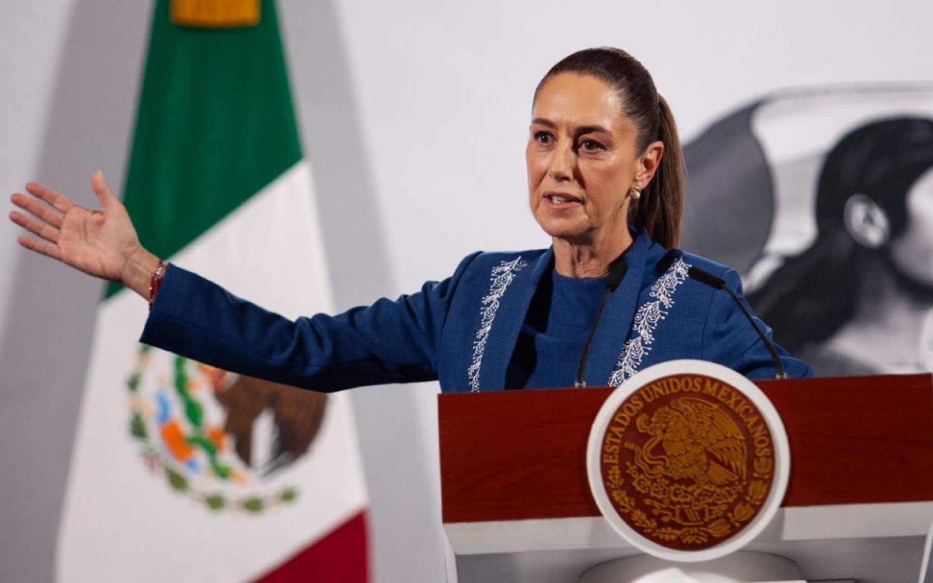 Sheinbaum: 'Vuelos de drones espía son a petición de México'
