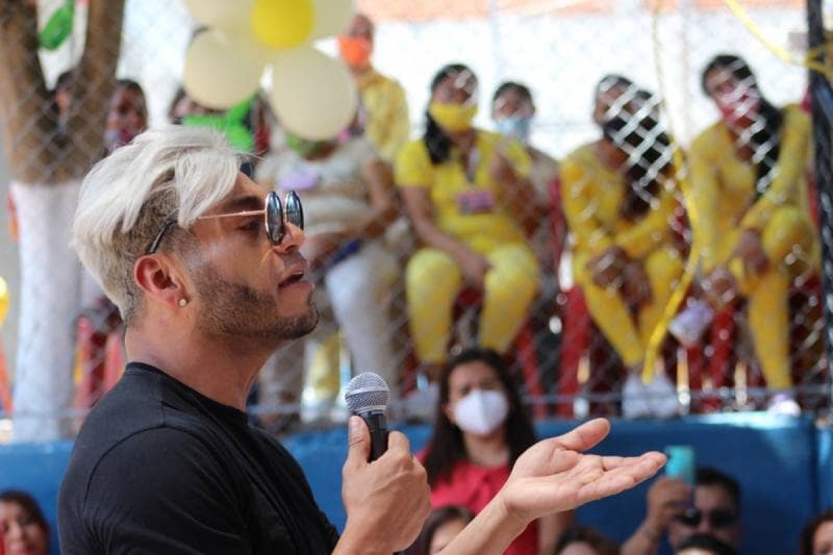 "De qué me sirve la vida" provoca lágrimas a internas del penal de Atlacholoaya
