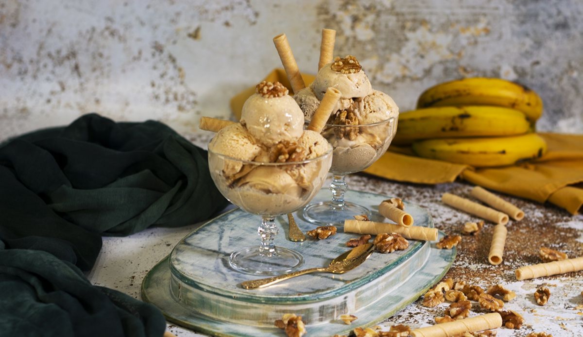 Fresco y saludable: prepara helado casero de plátano con galletas
