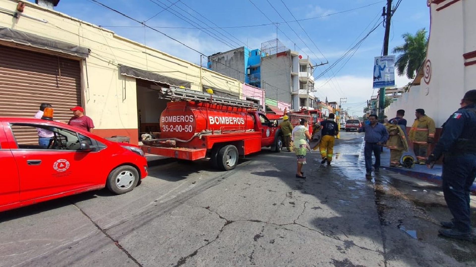 Se registra explosión en una taquería de Cuautla