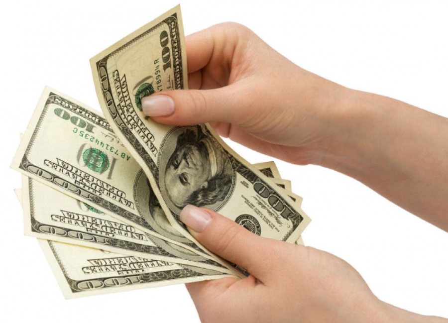 Dólar sube y se ofrece en 17.97 pesos