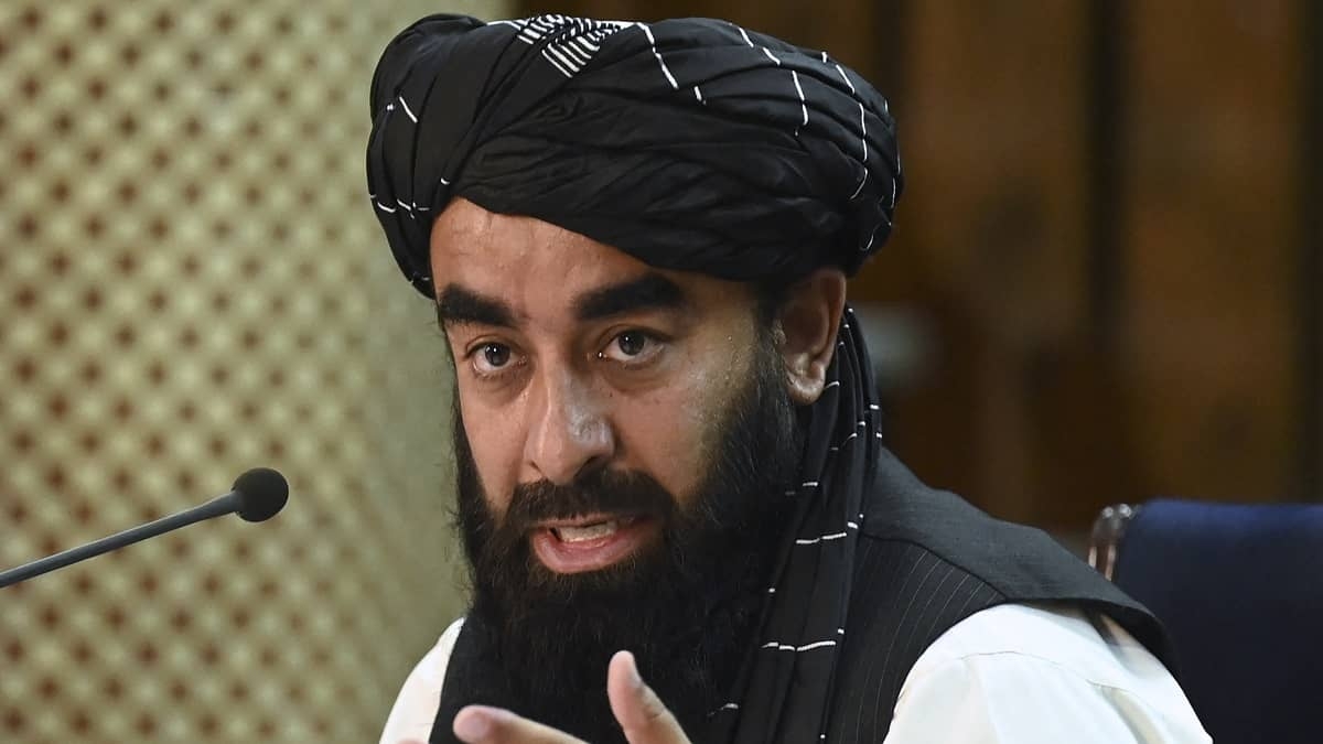 Talibanes presentan parte de su nuevo Gobierno en Afganistán