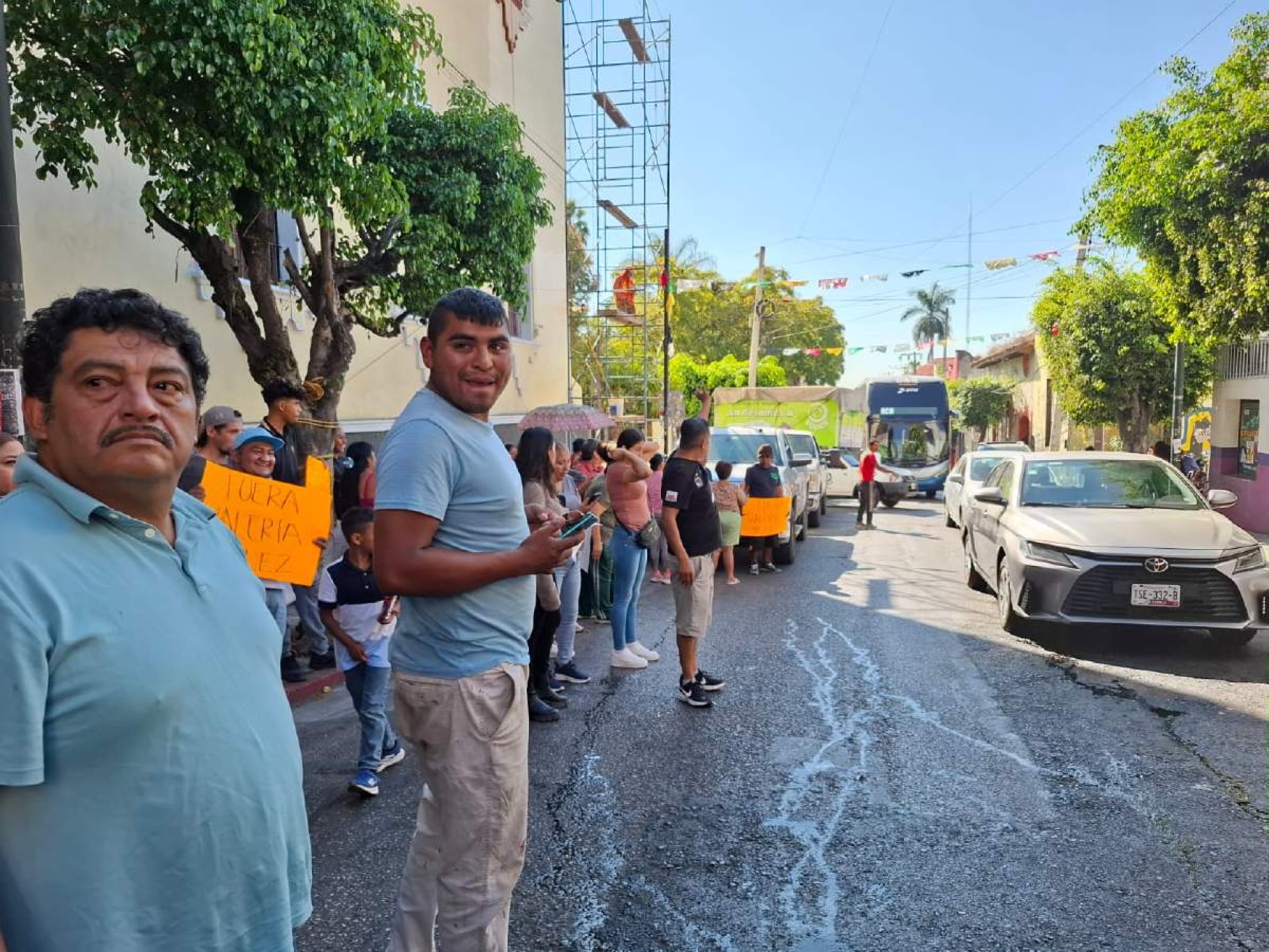 Protestan tablajeros ante amago de cierre del rastro municipal
