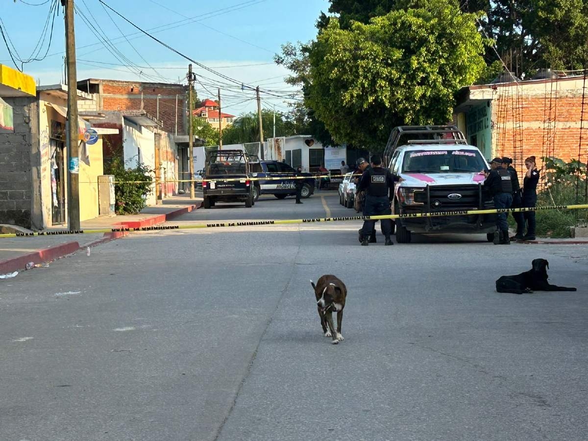 Acribillan a tres individuos en Zapata