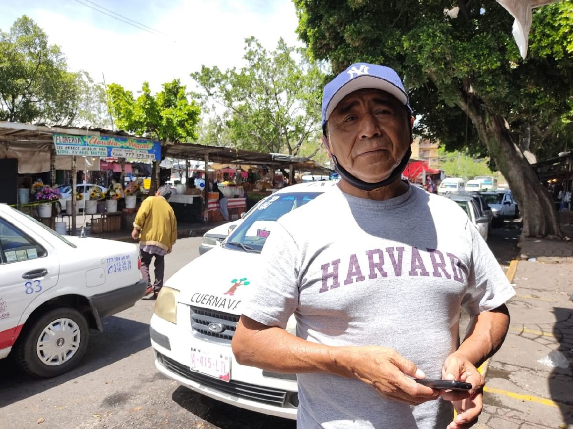 Taxistas, afectados por incrementos en la gasolina