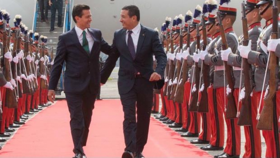Guatemala nombró a Enrique Peña Nieto embajador de la paz