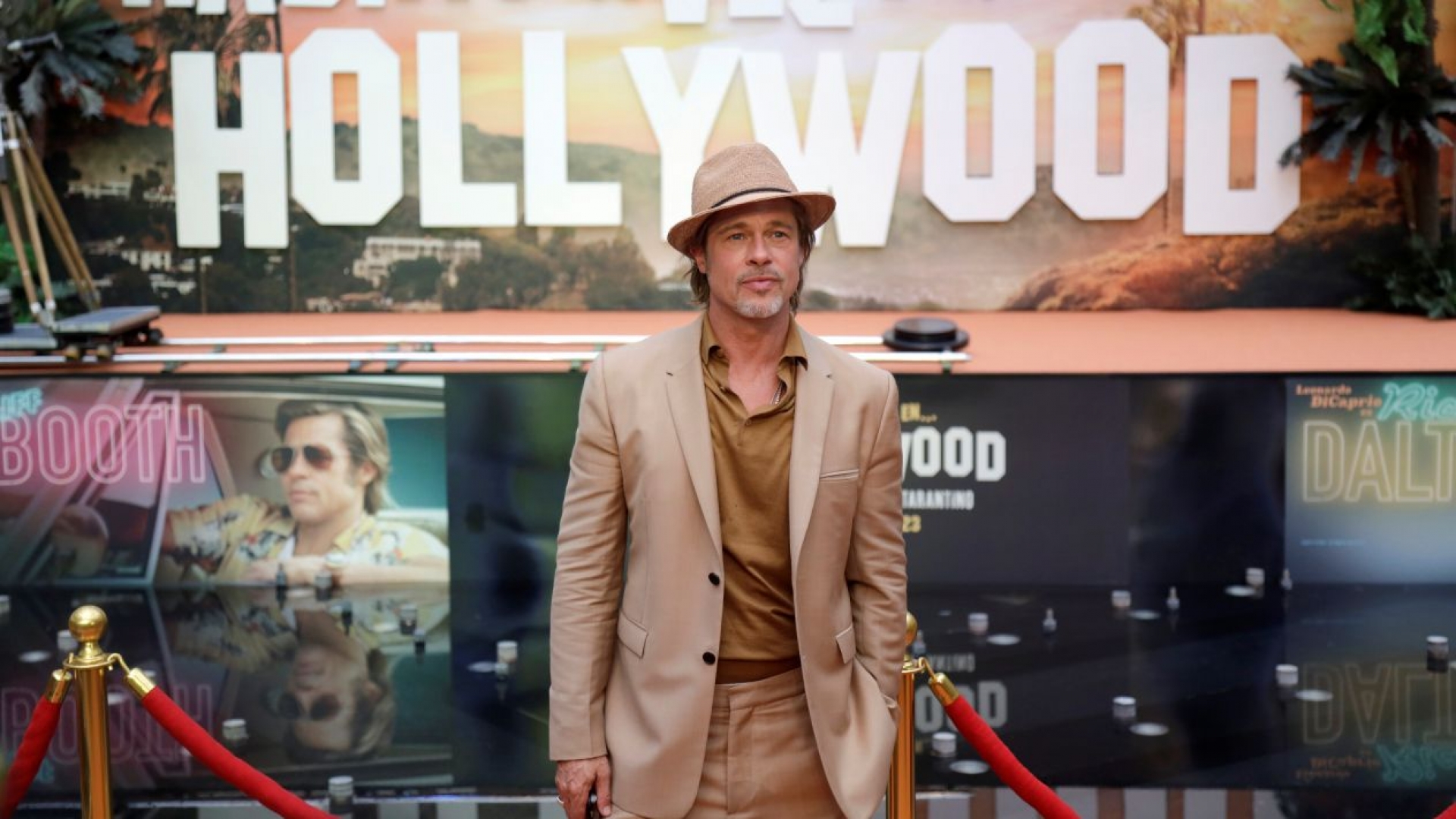 Brad Pitt conquista a los fans mexicanos durante el estreno de 'Había Una Vez... En Hollywood'