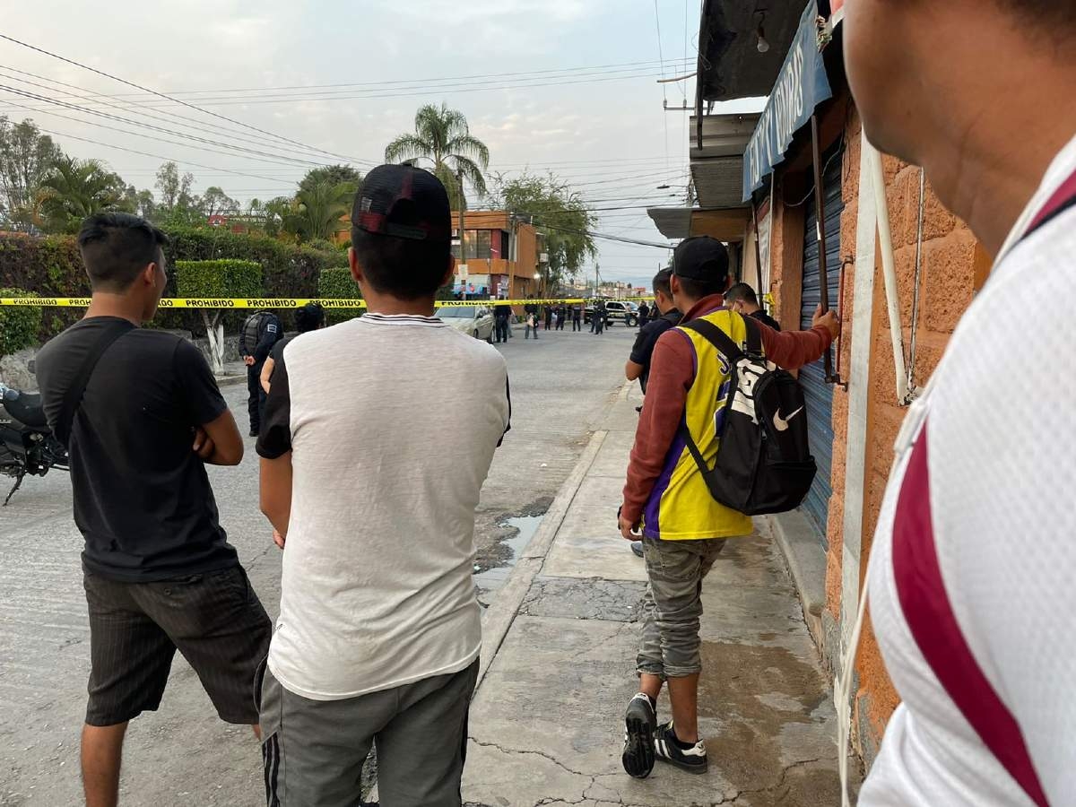 Ataque a familia deja dos muertos
