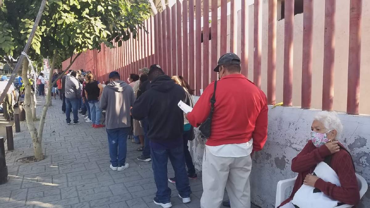 Responde ciudadanía ixtleca a jornada de vacunación