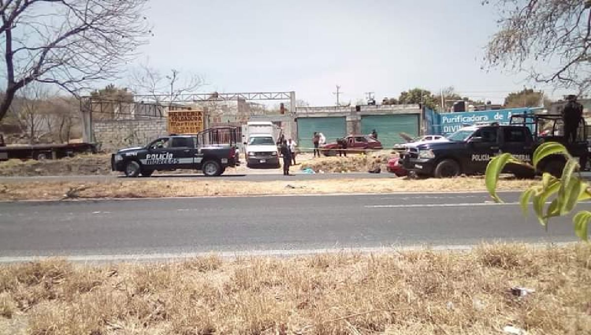 Atacan a tiros a tres personas en Yautepec; una murió