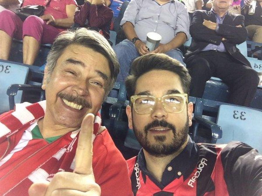 Aficionados del Cruz Azul golpean a Ortiz de Pinedo y a su hijo