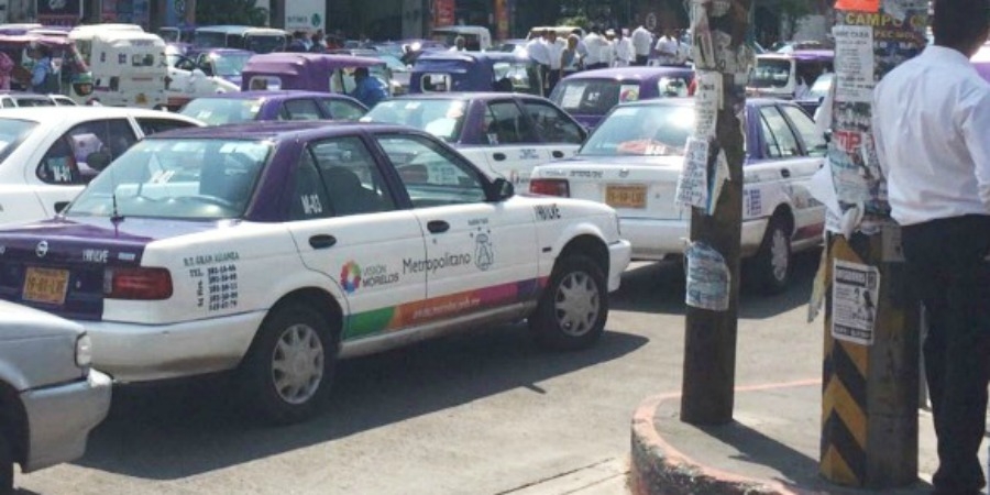 Acuerdan transportistas conformar un frente común para defender concesiones canceladas