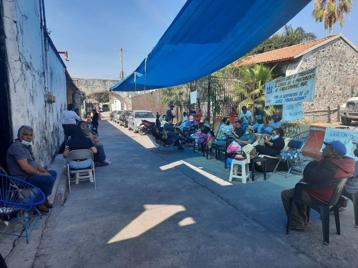 Trabajadores califican de indolente y mal administrador al alcalde de TLaquiltenango