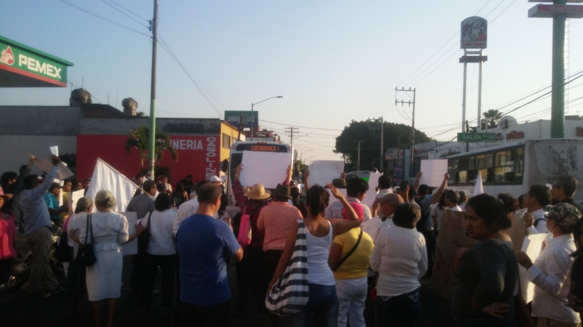 Protestan organizaciones por aumentos
