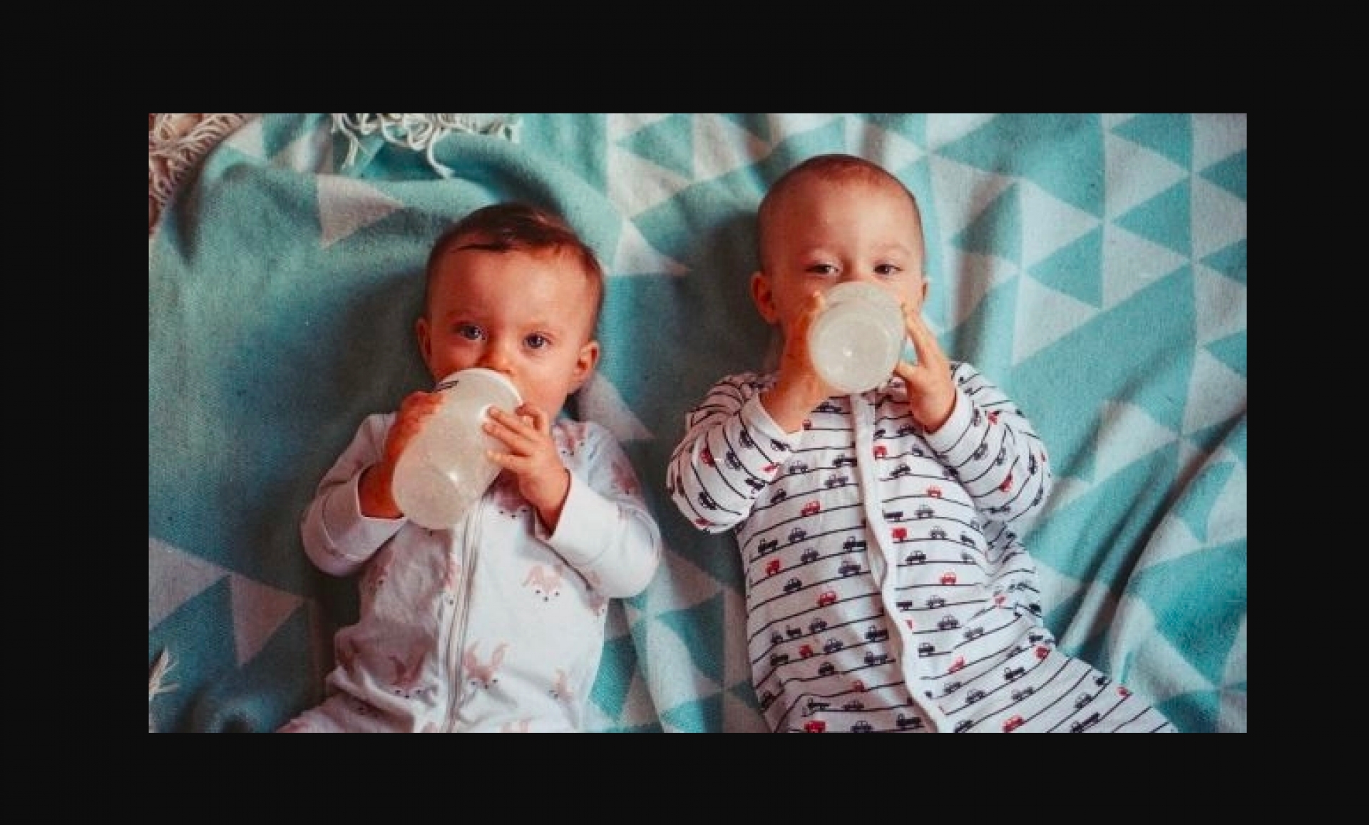 Bebés gemelos nacen con dos meses de diferencia y en años distintos