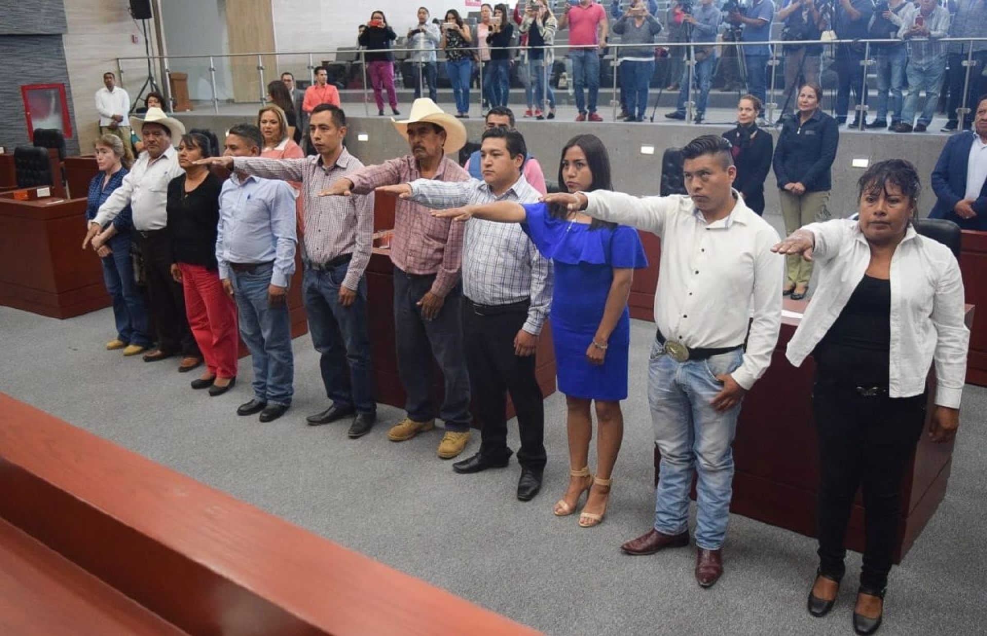 Se abre Morena a propuestas del Ejecutivo