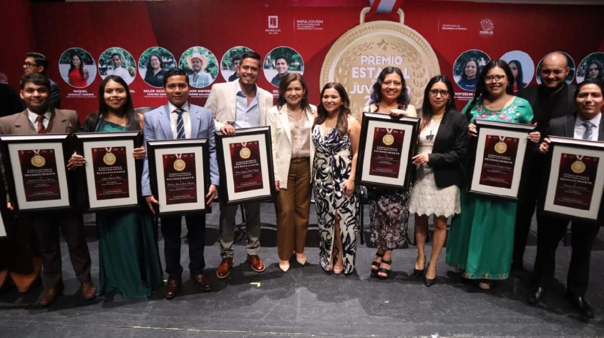 Seis estudiantes de la UAEM, galardonados