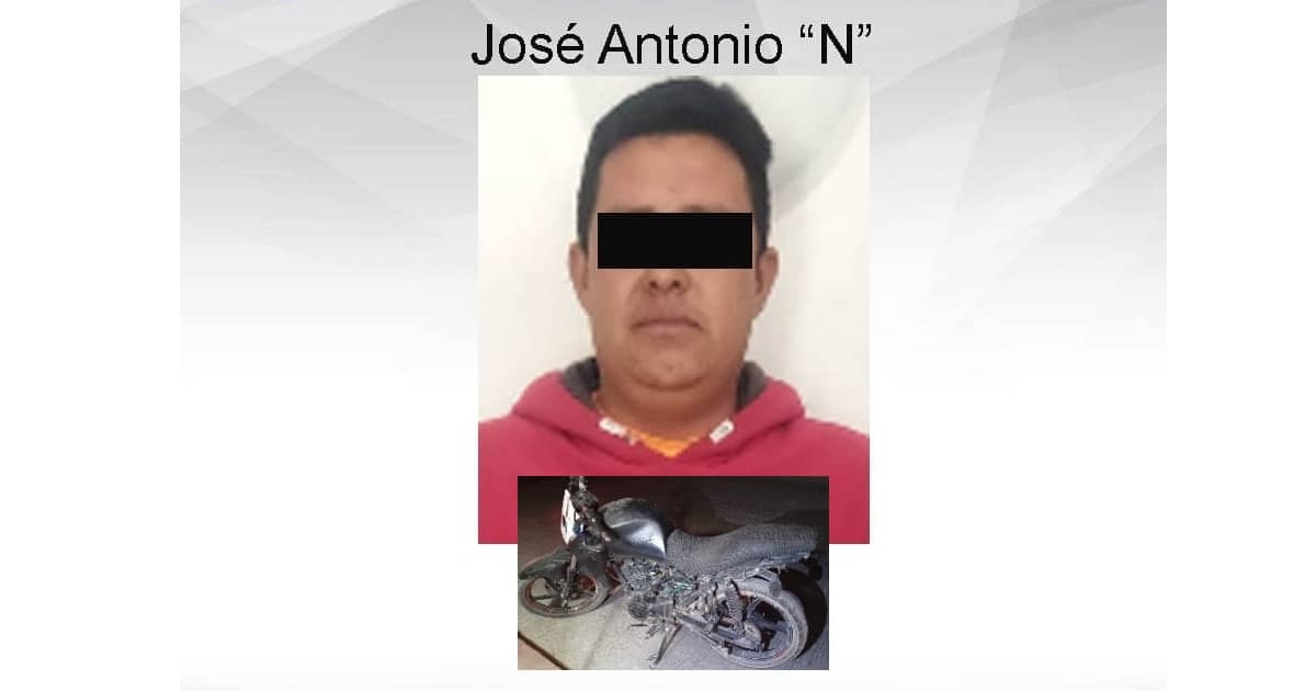 Atrapan a dos individuos en poder de vehículos robados