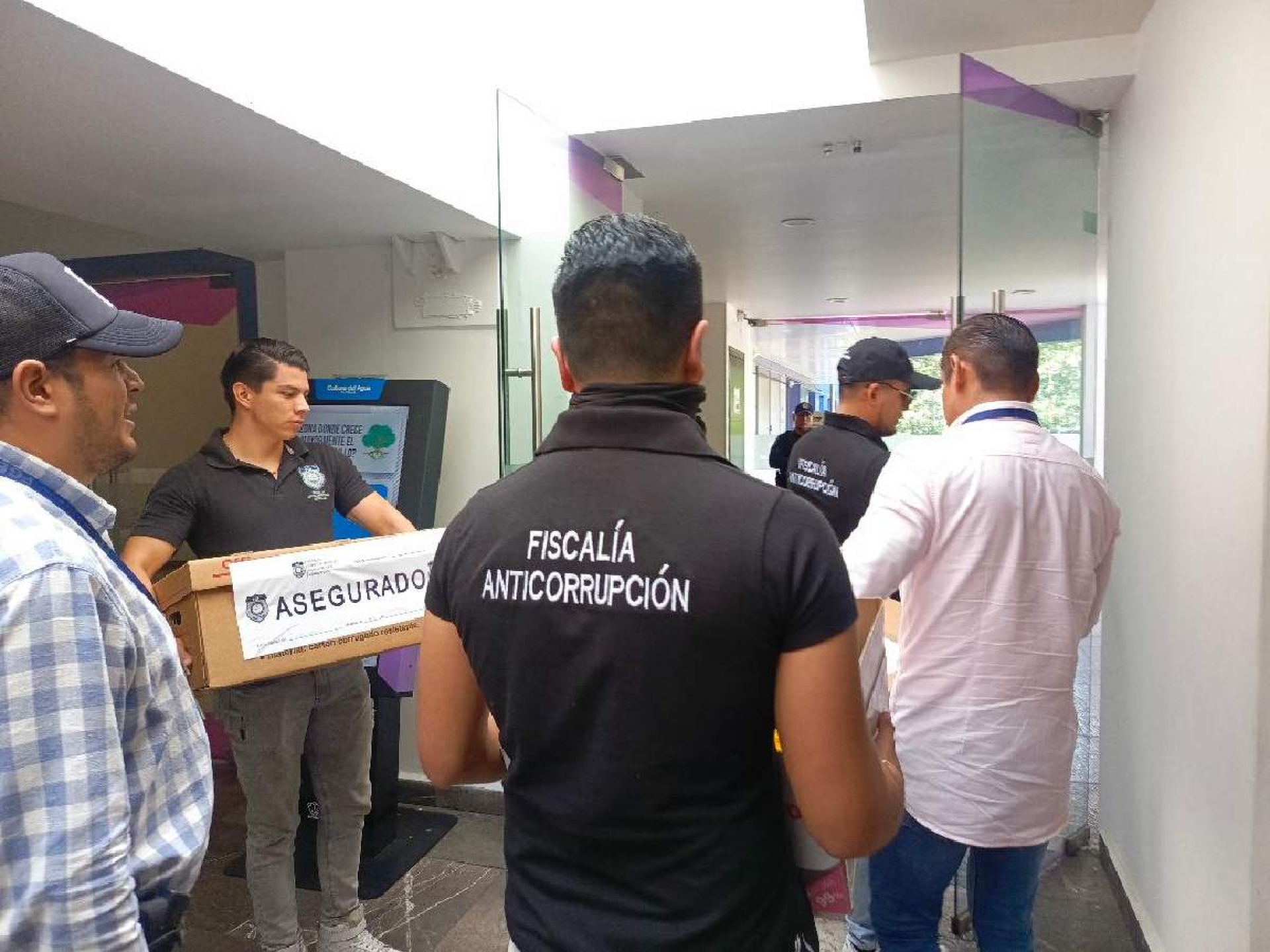 Realiza la FECC diligencia en oficinas de la Ceagua