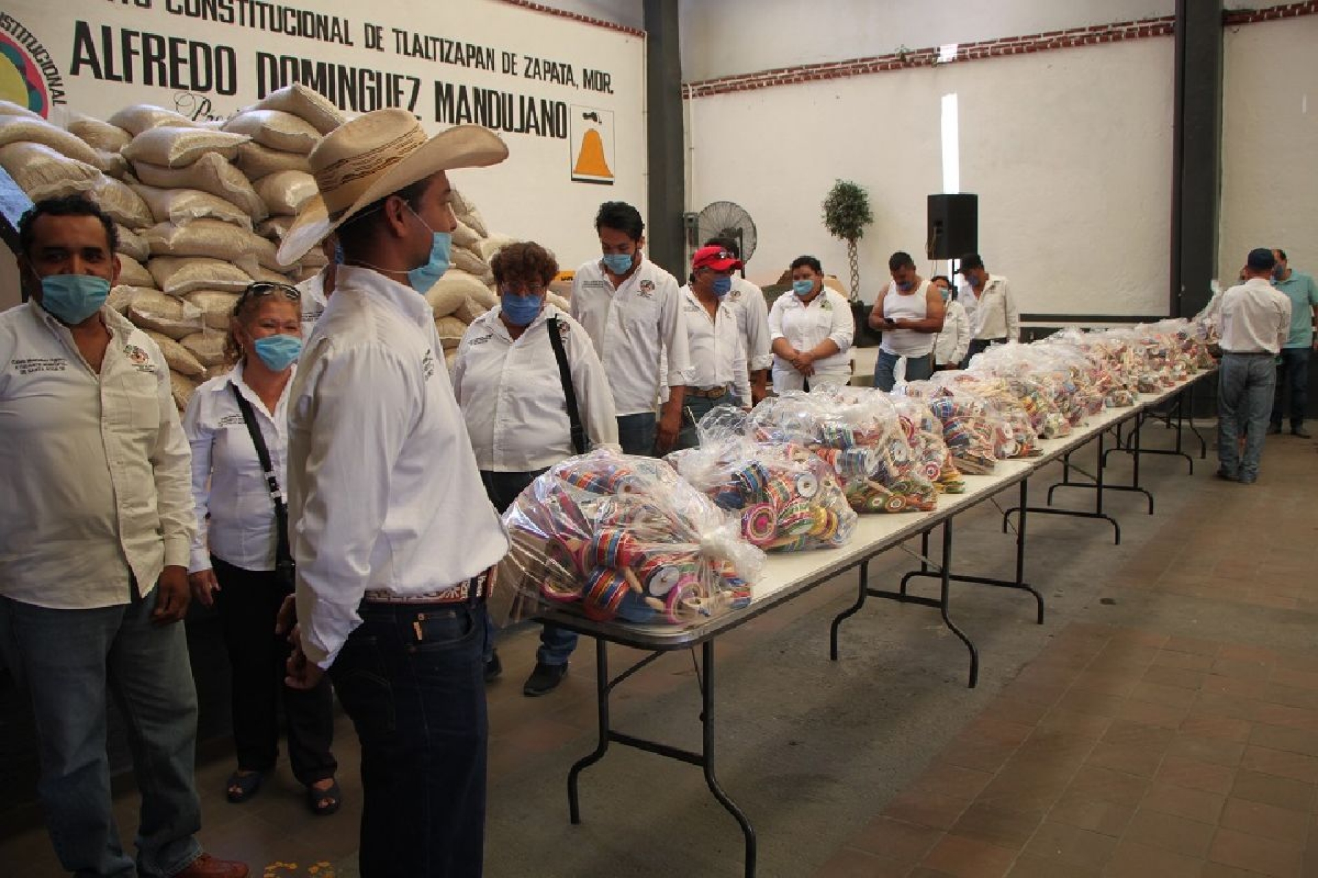 A distancia, festejarán a los niños en Tlaltizapán