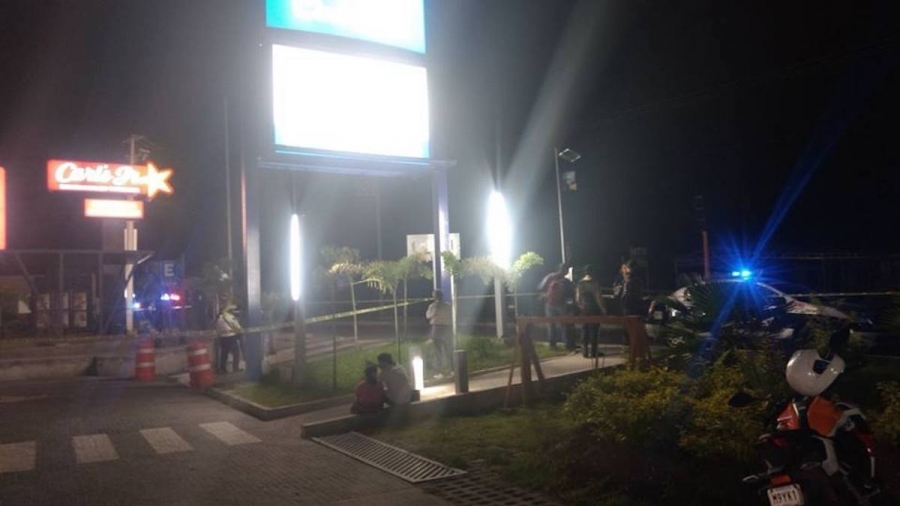 Prófugo, el taxista que atropelló a dos hombres el sábado