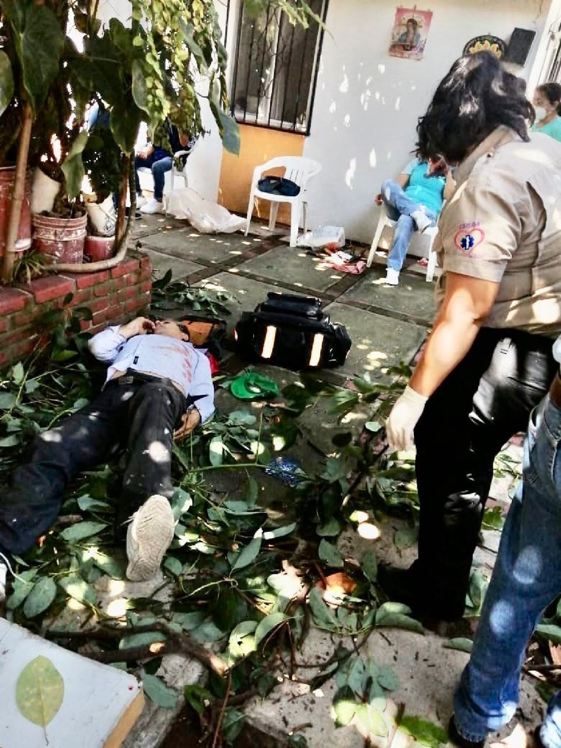 Pareja sufre accidente doméstico en la Unidad “Las Águilas”