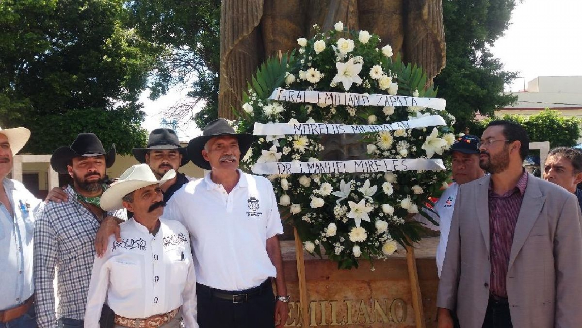 Instala Mireles las autodefensas electorales en Morelos