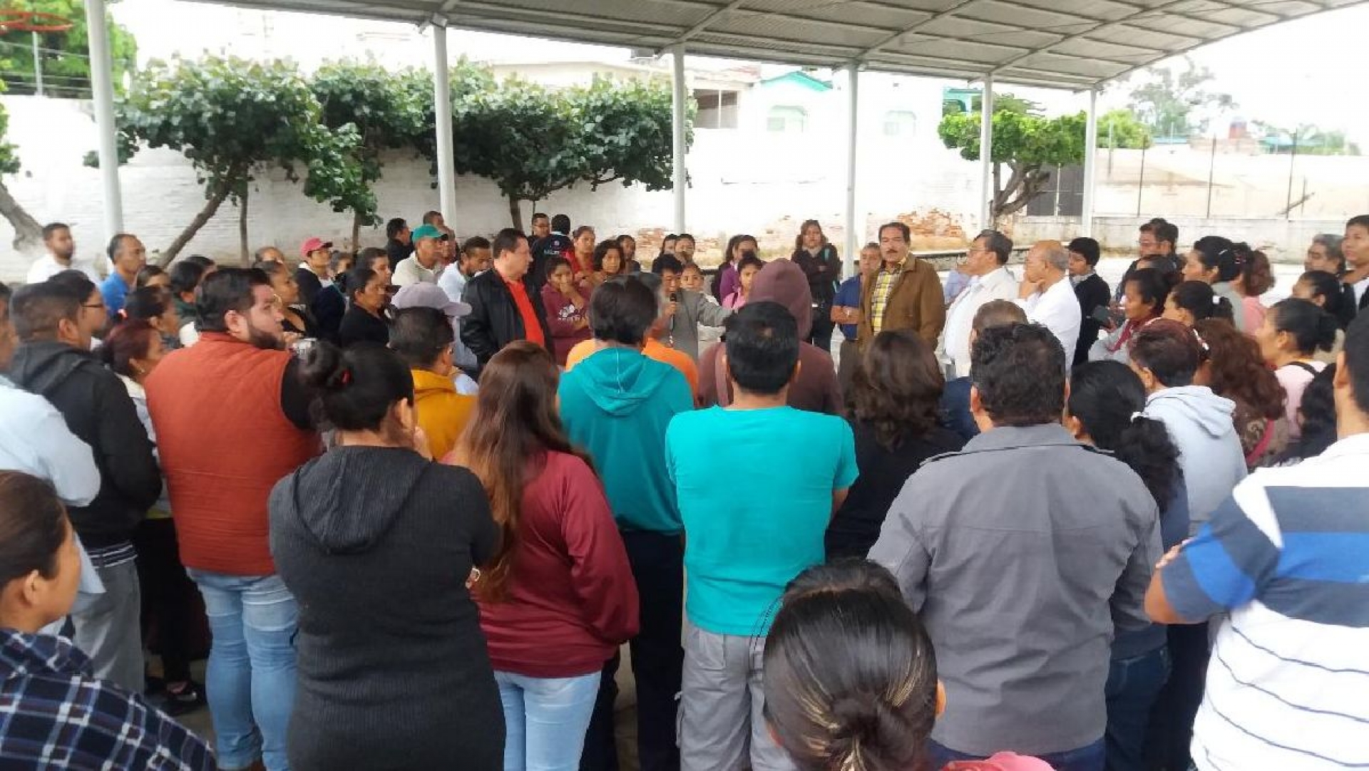 Exigen la destitución del director de la Secundaria Técnica 19 de Casasano