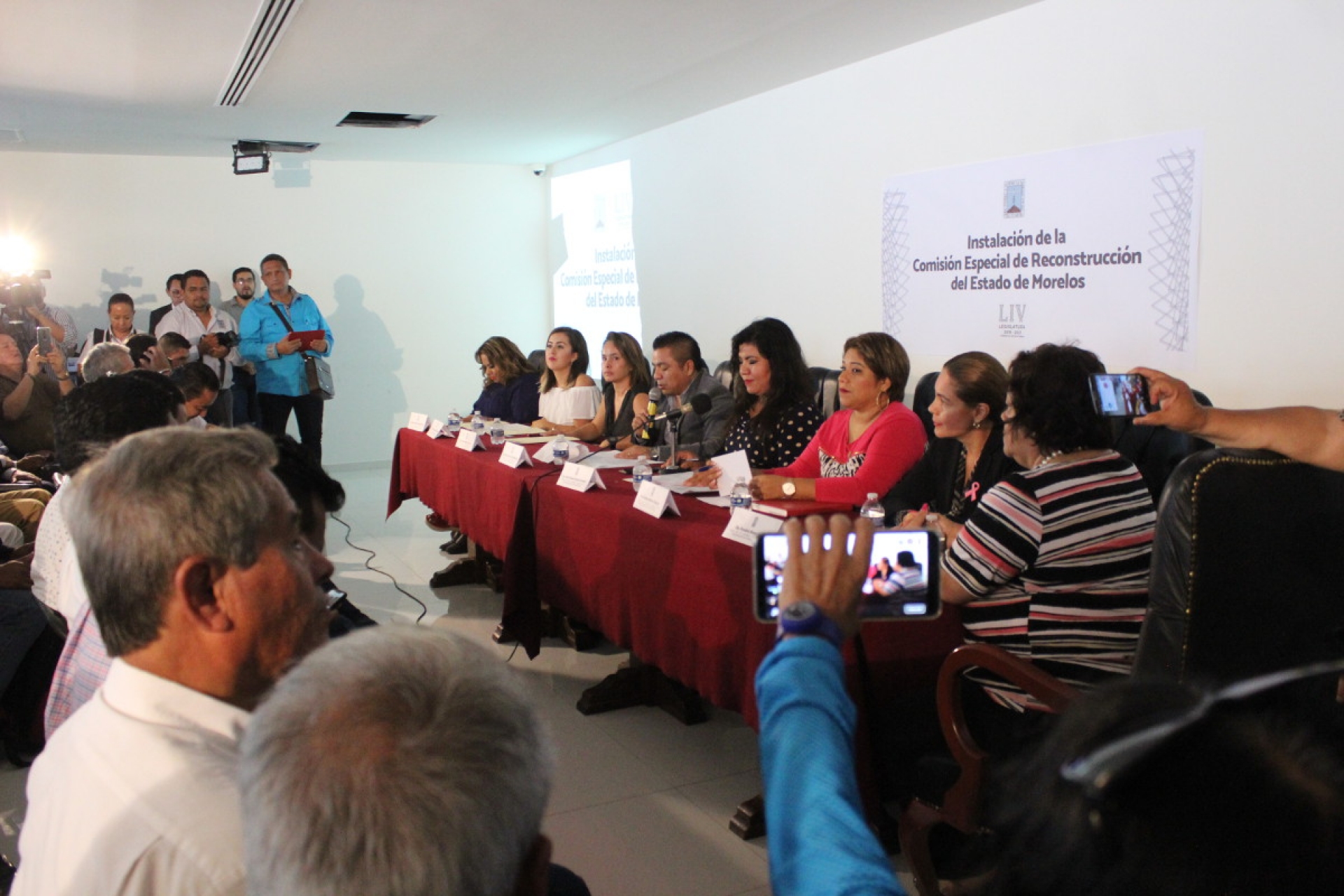 Confirman reestructuración administrativa en el Congreso