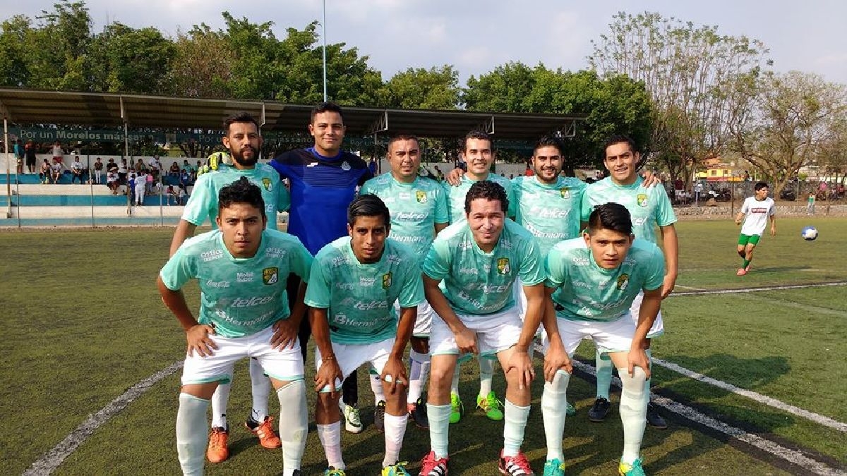 Barrio Pobre saca ligera ventaja