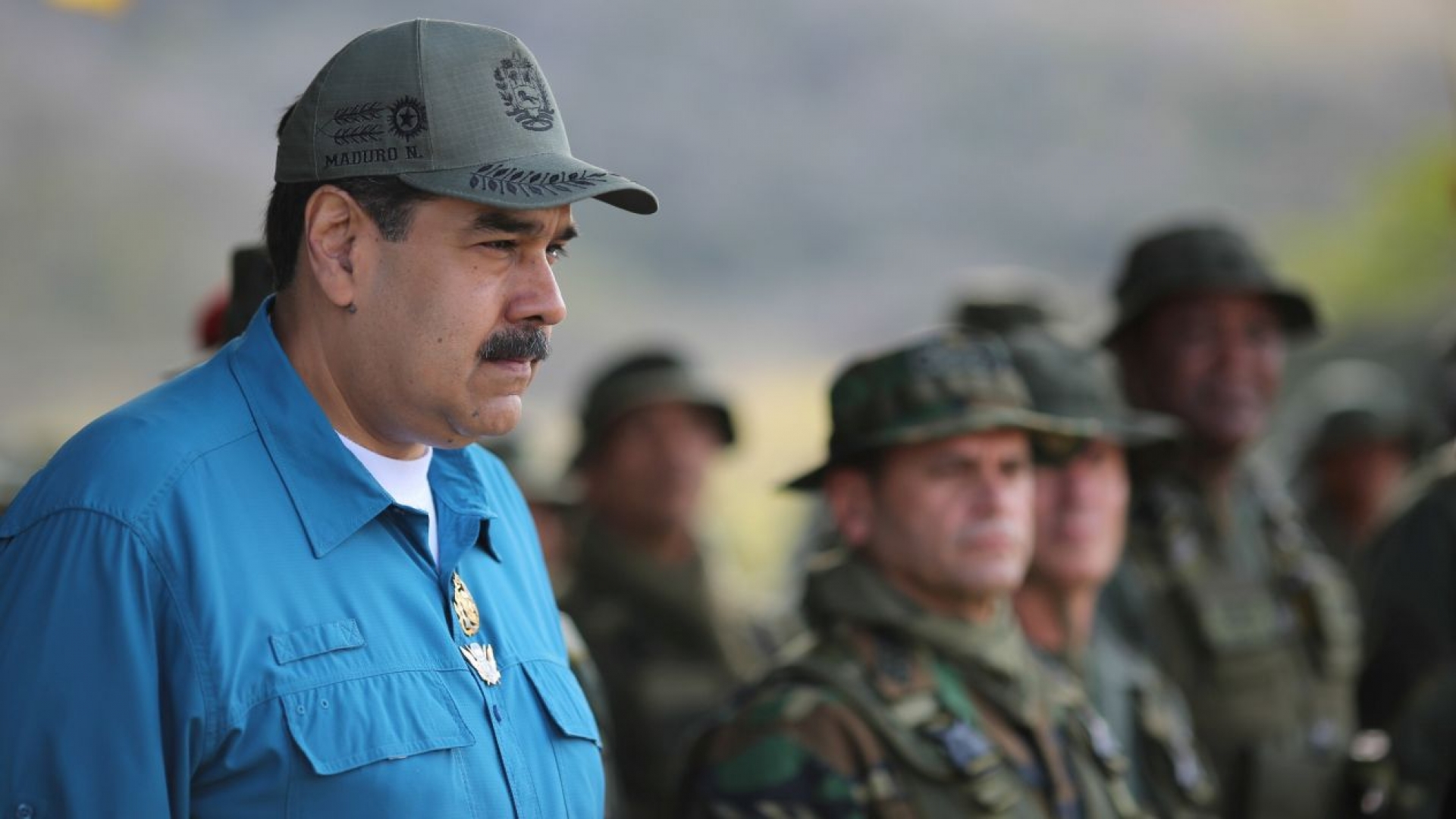 Los venezolanos lucharían contra una posible invasión de EU, asegura Maduro